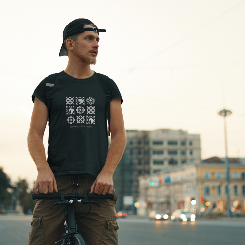 Your Move | T-shirt | L | Black