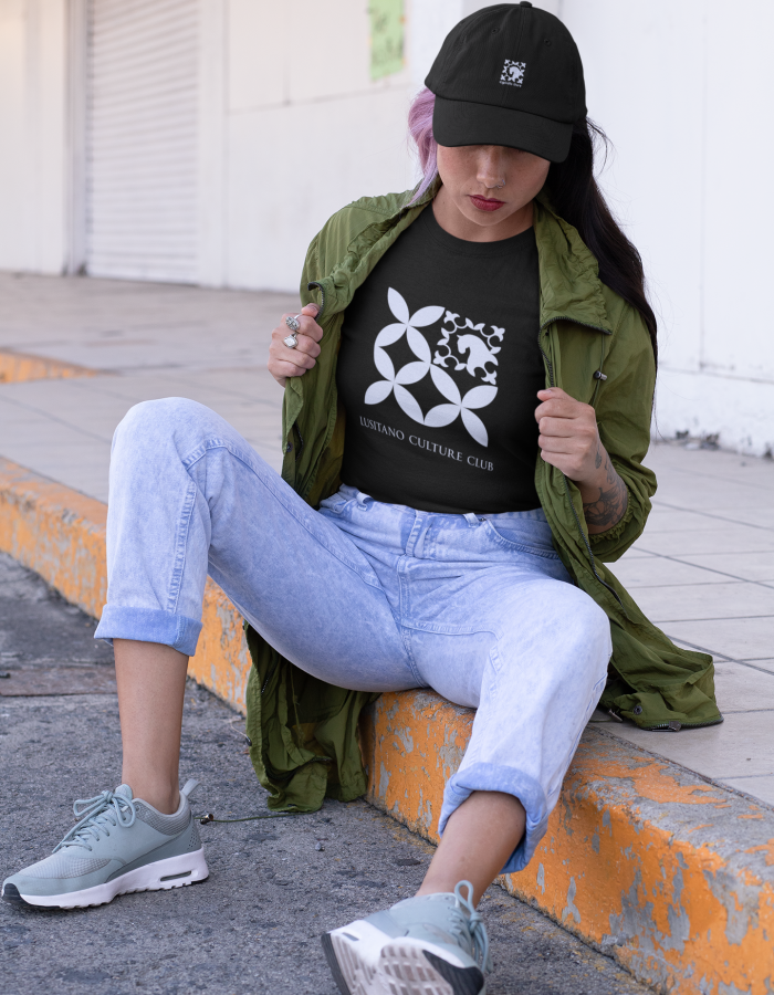 Sparking Change | T-shirt | M | Black | Front design